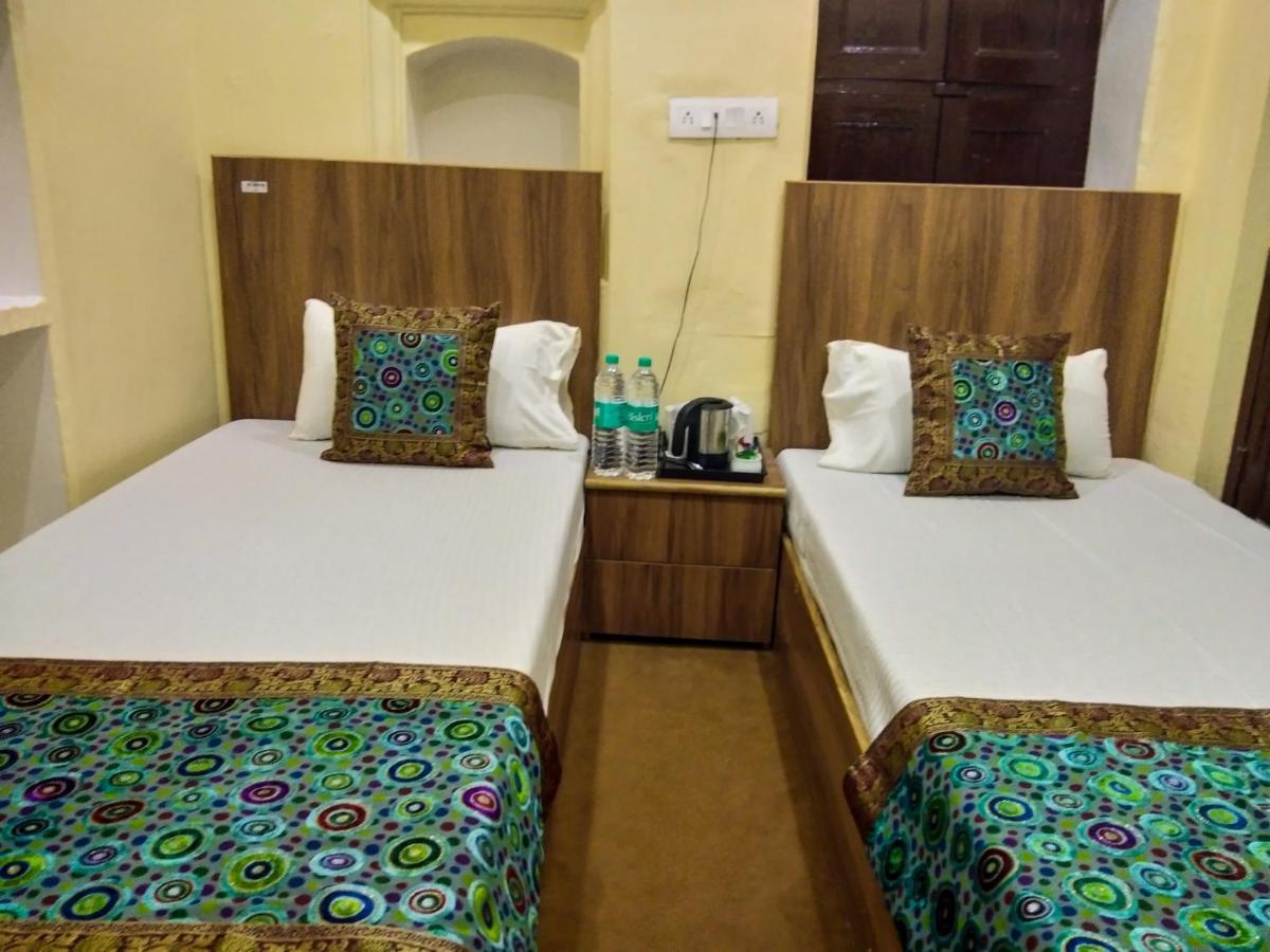 Ajay Guest House Bénarès Extérieur photo