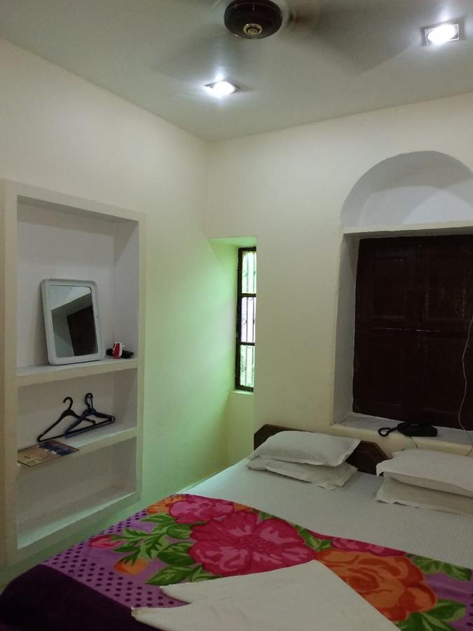 Ajay Guest House Bénarès Extérieur photo